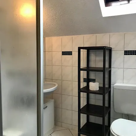 Cleopatra - Ganze Haus