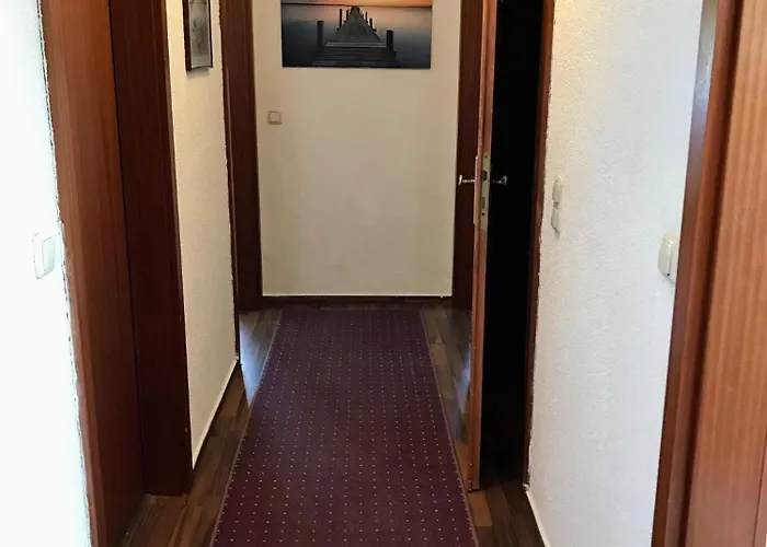 Cleopatra - Ganze Haus